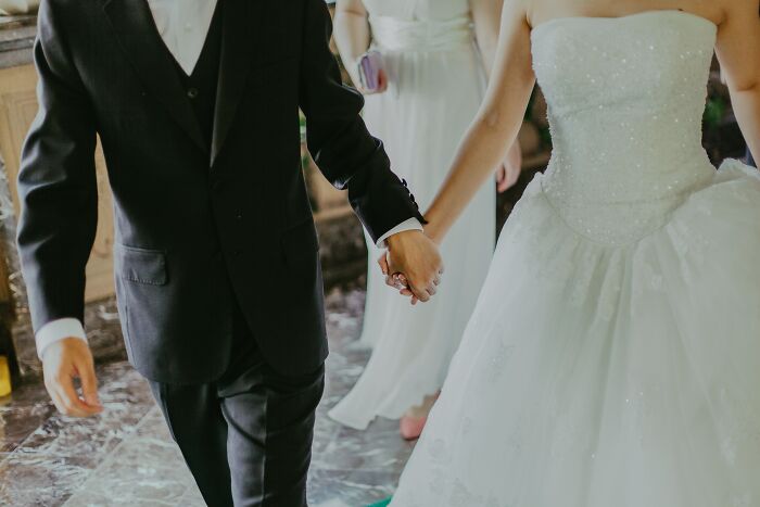 People Who Didn't Have A Big Wedding Share What They Think About It Now (55 Answers)