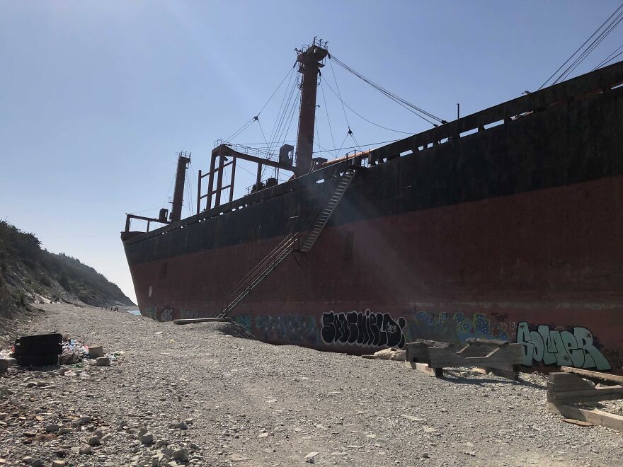 Mountains, Yachts, Ships, The Sea And Amazing Sunsets - All This Is Novorossiysk (25 Pics)