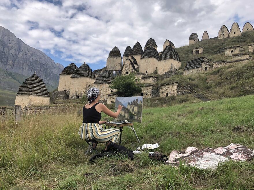 The Artist-Traveler Conquers The Mountain Peaks! (20 Amazing Pics!)