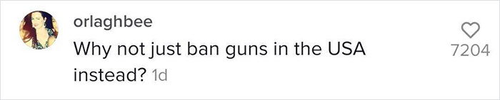 Students Can't Believe The Ridiculous US School Backpack Ban, Improvise With Random Household Items Students Can't Believe The Ridiculous US School Backpack Ban, Improvise With Random Household Items