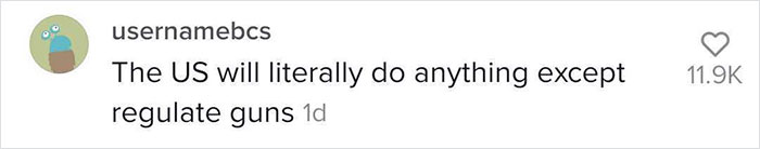 Students Can't Believe The Ridiculous US School Backpack Ban, Improvise With Random Household Items Students Can't Believe The Ridiculous US School Backpack Ban, Improvise With Random Household Items