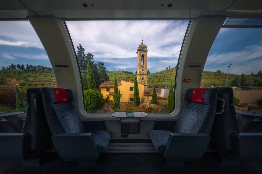 I Photographed The Same Train Window With Different Sceneries For 10 Days I Photographed The Same Train Window With Different Sceneries For 10 Days