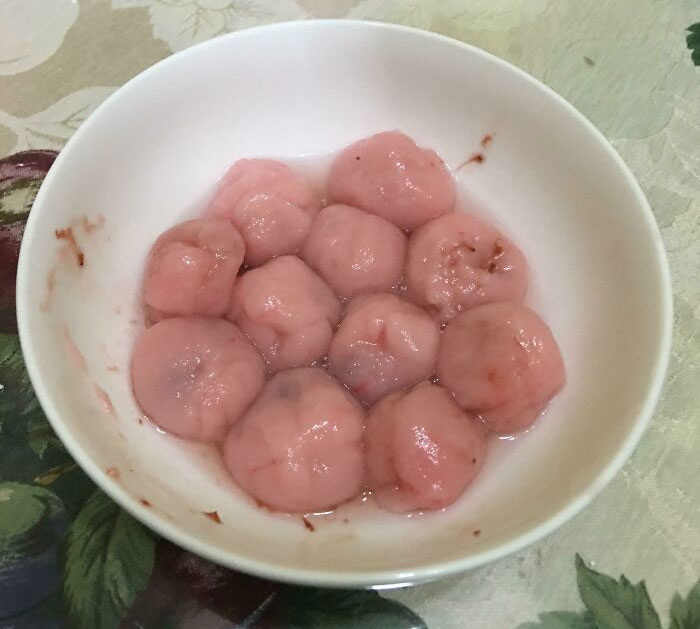 Tried To Make Strawberry Mochi Without A Recipe And Now They Look Like Boiled Kirbys