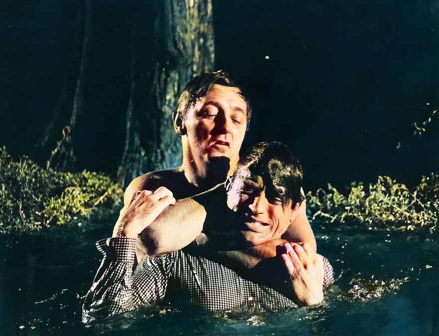 What Would Your Favorite B&w Horror Movie Look Like In Color?