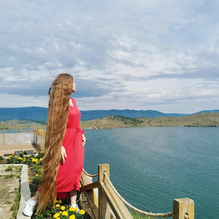 Disney’s Tangled In Real Life: Woman Shows What Happens When You Don’t Cut Your Hair For 23 Years Disney’s Tangled In Real Life: Woman Shows What Happens When You Don’t Cut Your Hair For 23 Years