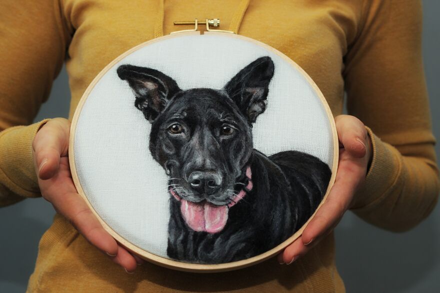 In My Hands The Wool Comes To Life!