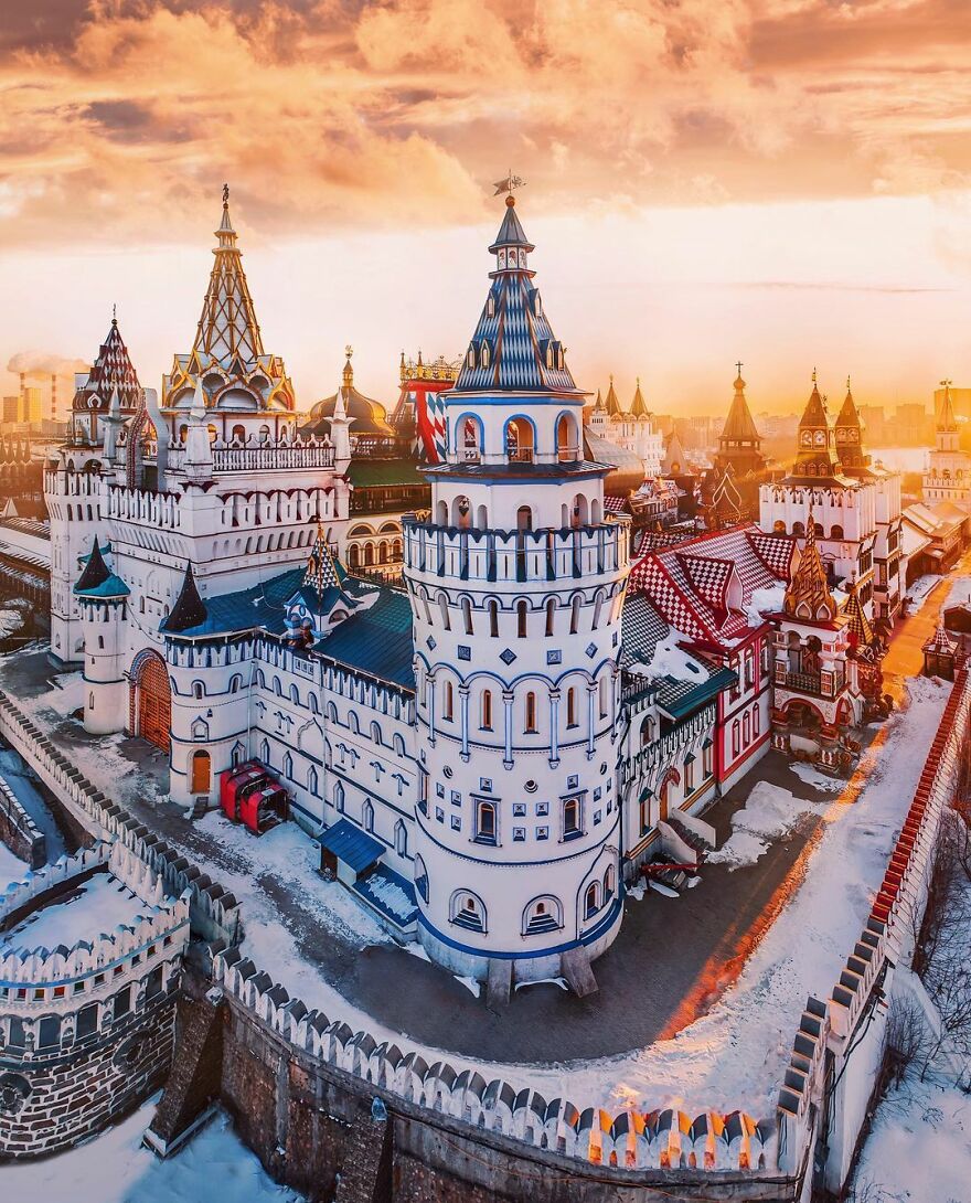 Moscow Looks Like A Fairytale During Winter And I Captured It's Beauty In 28 Photos