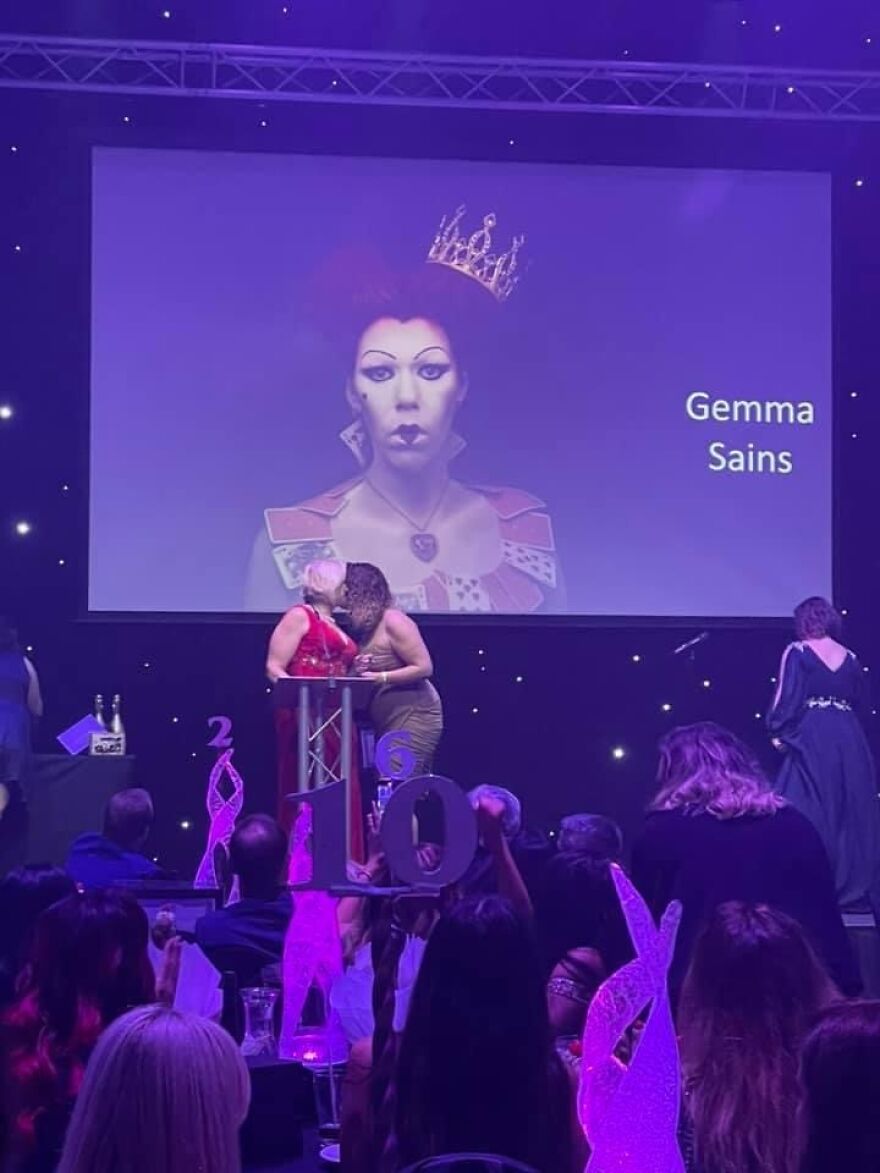 Drag Queen Image Wins First Place In UK Print Competition. Drag Queen Image Wins First Place In UK Print Competition.