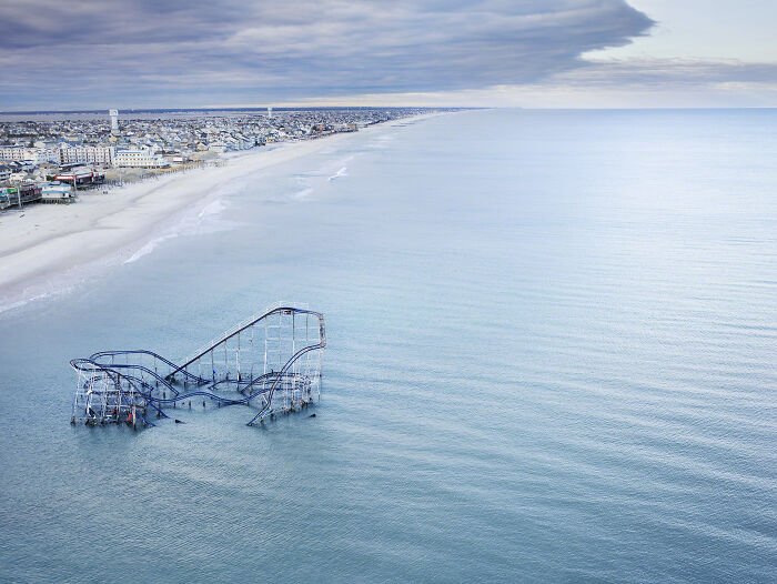 Una montaña rusa de Nueva Jersey fue arrojada al mar por el huracán Sandy en 2012