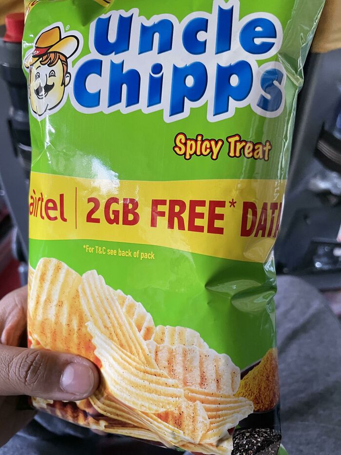 4g Data Is So Cheap In India That You Get 2gb Free With A ₹20 ($0.27) Pack Of Chips