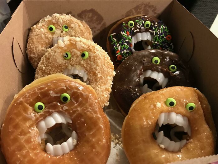 My Girlfriend Made These For Work To Celebrate Halloween And They're Seriously Freaking Me Out