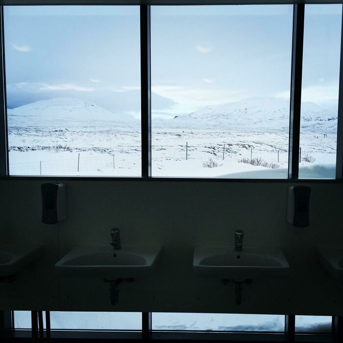 The View From These Public Restrooms In Iceland