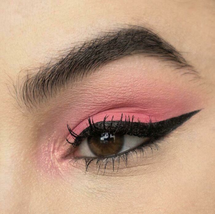Normal Eyebrow Hair. Colour Of The Eyeshadow Isnt Enhanced And The Eye Has Normal Skin Creases