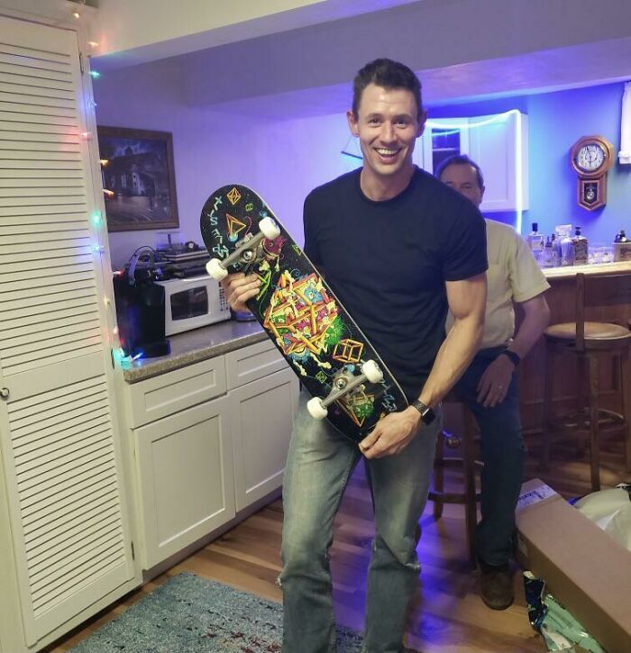 Always Asked For A Skateboard As A Kid. My Parents Said Not Until I'm 35. Today They Delivered