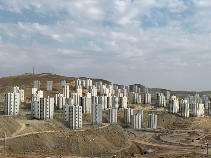 Proyecto inmobiliario fallido en las afueras de Teherán