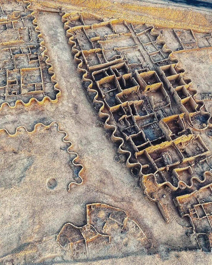 So This Is A Newly Discovered Ancient City Built 3000 Years Ago. West Old Thebes, Egypt