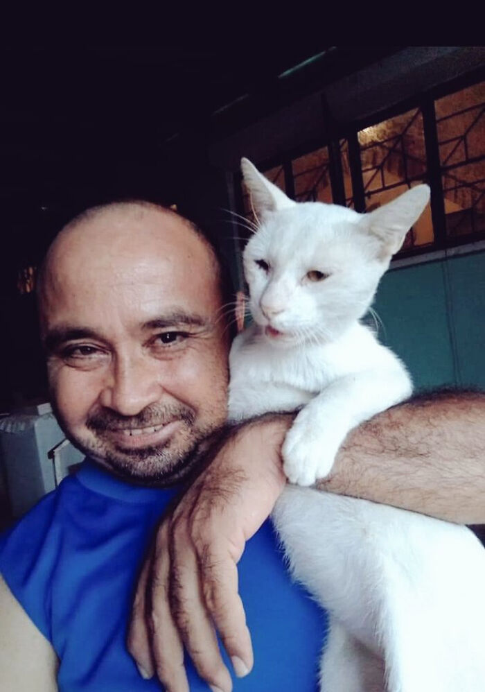 Man Rescued A Dog That Bit Him And His Story Went Viral Man Rescued A Dog That Bit Him And His Story Went Viral