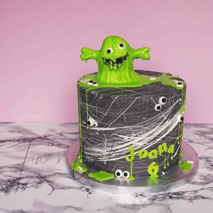 Slime Cake. It's Beginning To Look A Lot Like Halloween