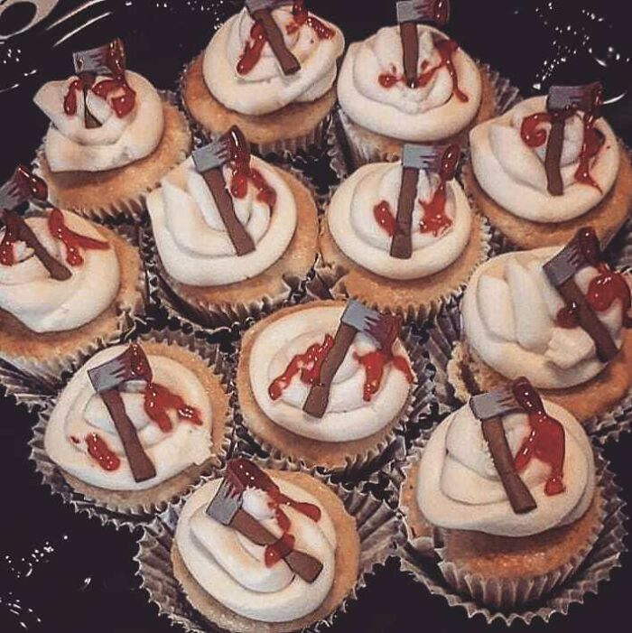Throwback To That Time I Made Axe-Murderer Cupcakes For Coworkers Around Halloween