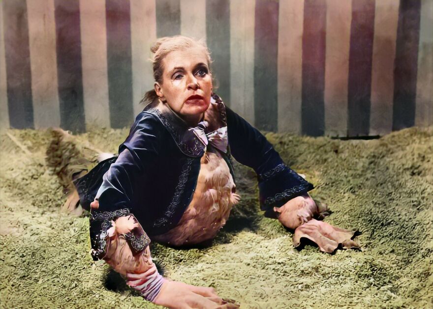 What Would Your Favorite B&w Horror Movie Look Like In Color?