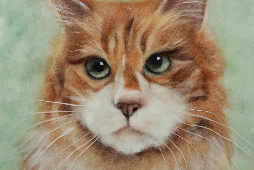 In My Hands The Wool Comes To Life!