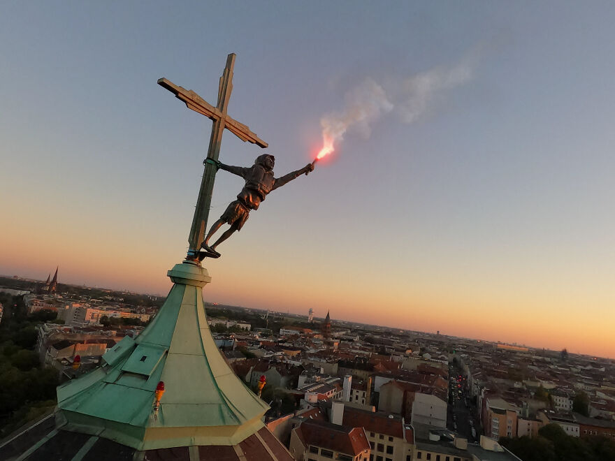 My Latest Installation 'Landless Stranded' Raises Awareness Of The Current Refugee Crisis My Latest Installation 'Landless Stranded' Raises Awareness Of The Current Refugee Crisis