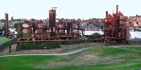 Seattle_Gas_Works_Park_old_gas_plant2013-61796f1791761.jpg