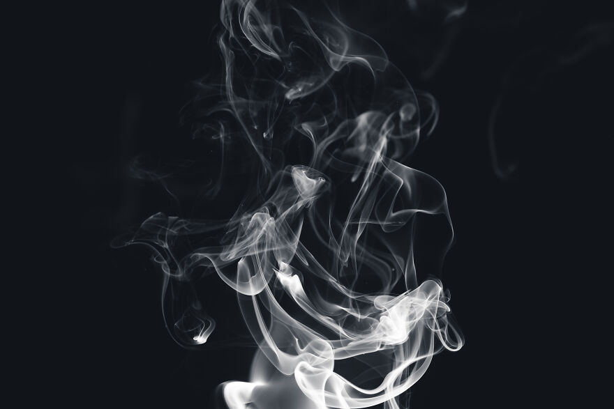 I'm Made, A Beautiful View Of Smoke On A Black Background