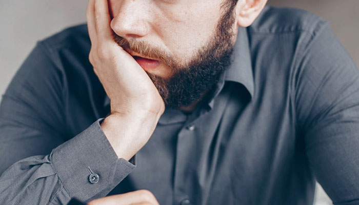 Father Embarrassed After His Kid “Announces” To The Whole Family That They’ve Been Paying Their Own College Tuition Themselves Father Embarrassed After His Kid “Announces” To The Whole Family That They’ve Been Paying Their Own College Tuition Themselves