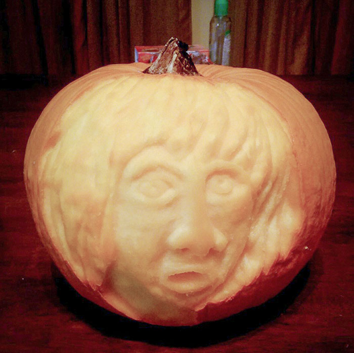 I Tried Carving Keanu Reeves' Face Into A Pumpkin, But Instead, I Created A Horrible Abomination