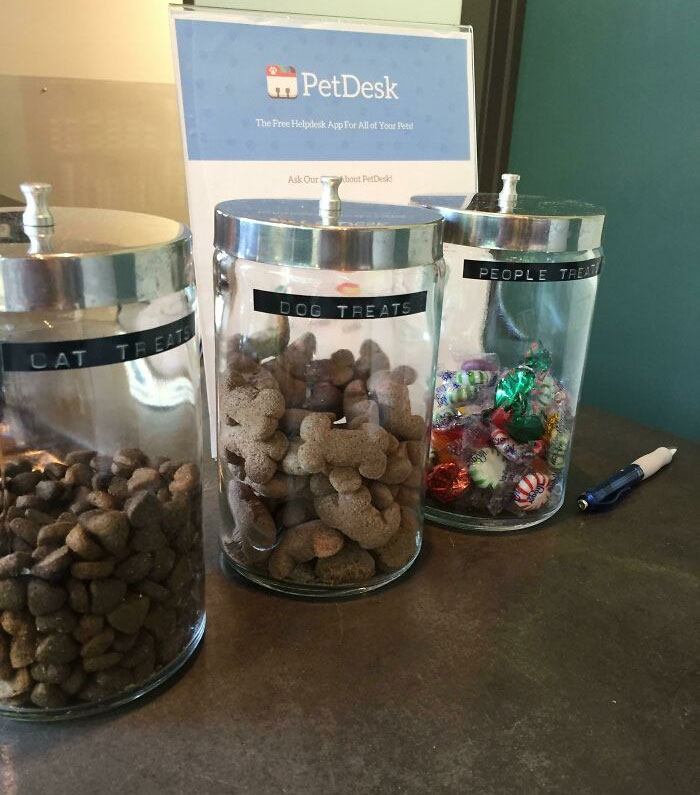 My Vet Has Treats For All Of Their Patrons