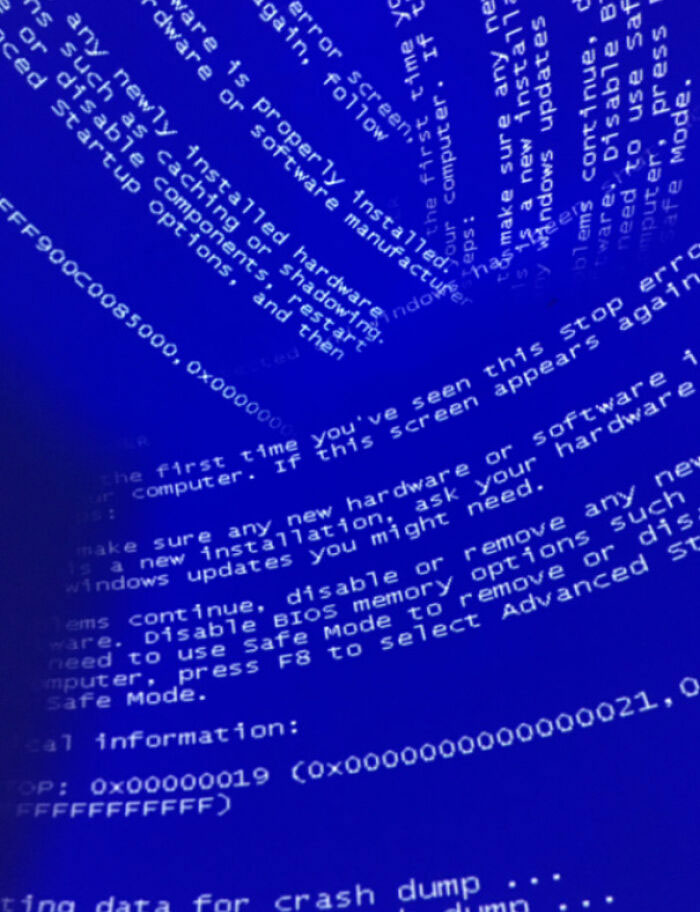 This Planetarium's Computer Crashed