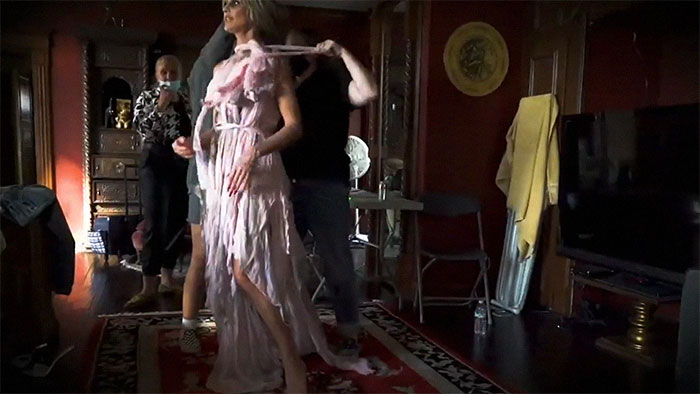 Heidi Klum Reveals This Year’s Costume, Proves She’s The Queen Of Halloween Once More Heidi Klum Reveals This Year’s Costume, Proves She’s The Queen Of Halloween Once More