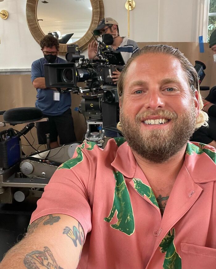 How Jonah Hill Responds to a History of Public Mockery After Shirtless  Photos Make Waves Online / Bright Side