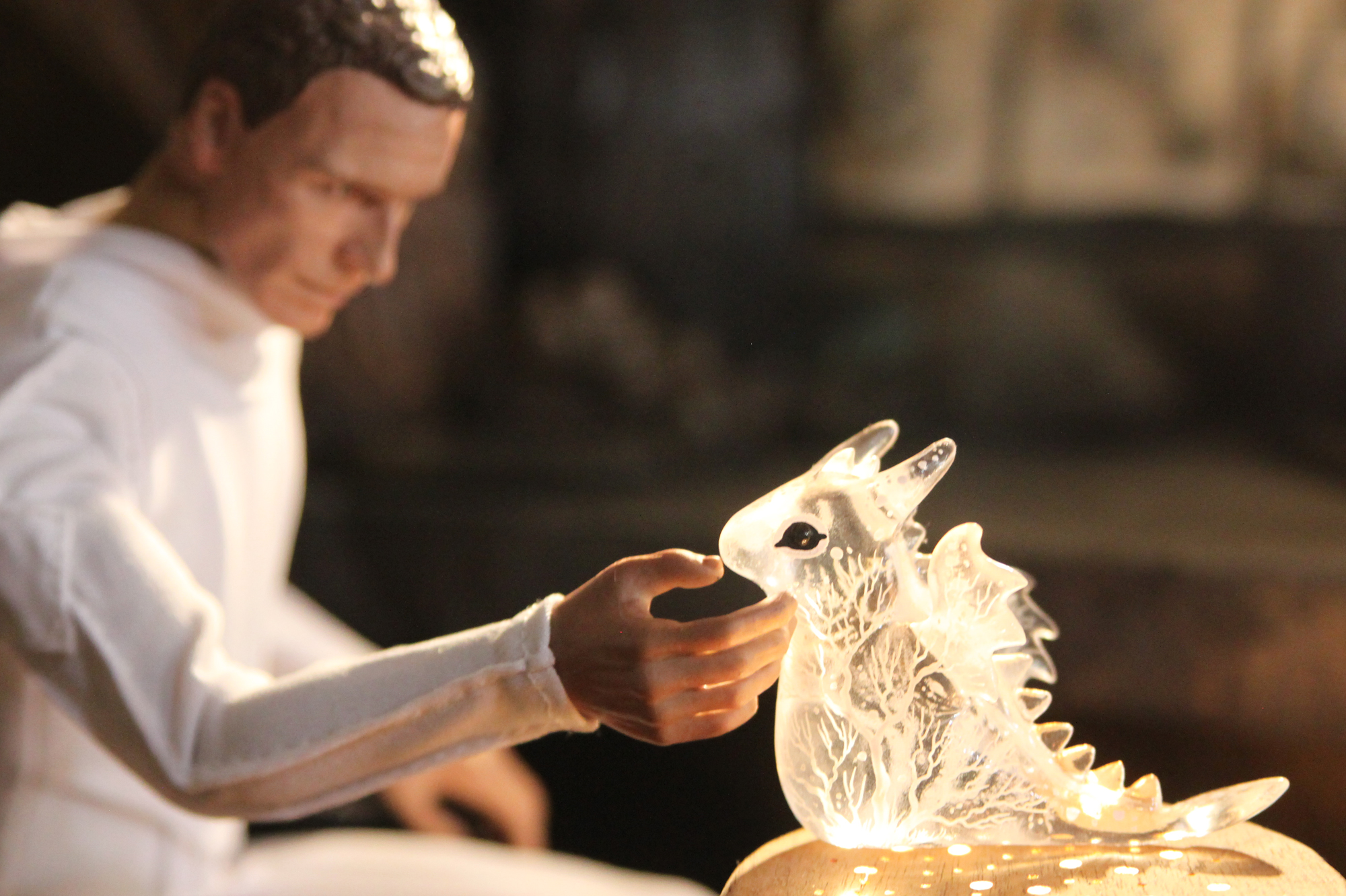 My Studio Makes Transparent Animal Sculptures With Pieces Of Nature Inside