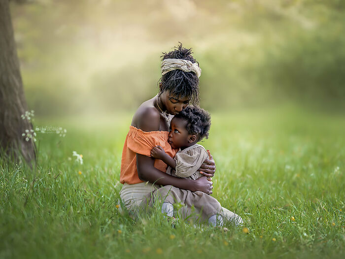 I Asked These Mothers If I Could Photograph Them, And Here's What I Captured (25 Pics)