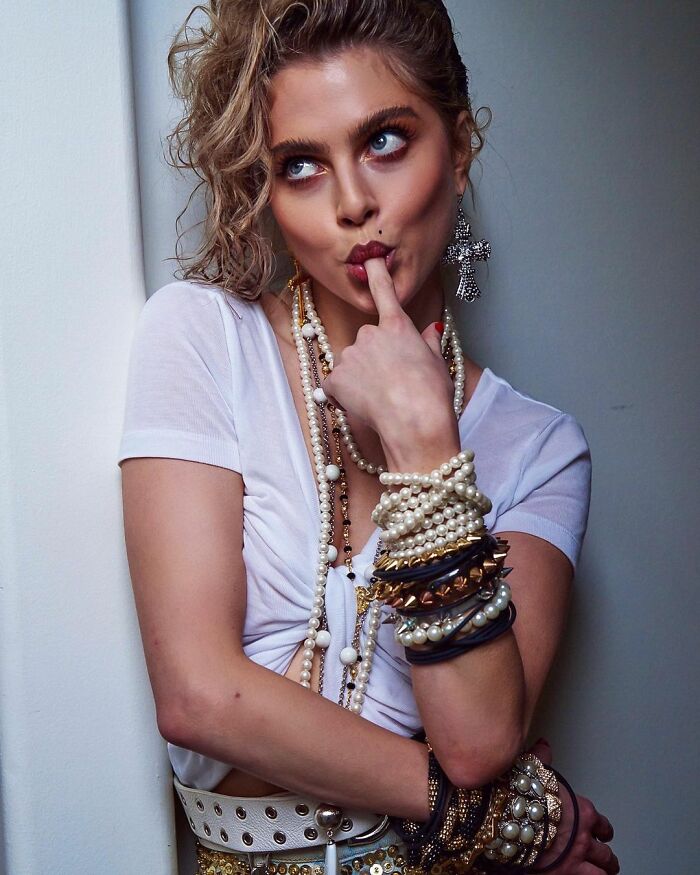 Actress Anne Winters Cosplays Madonna Perfectly When She Was Young And Asks Her For A Role In Her Biopic(28 Pics)