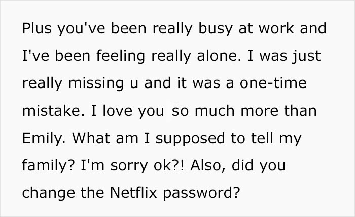 Woman Claps Back At Cheating Ex By Reading His Pathetic Apology Text With Live 'Sad Violin' Accompaniment Woman Claps Back At Cheating Ex By Reading His Pathetic Apology Text With Live 'Sad Violin' Accompaniment
