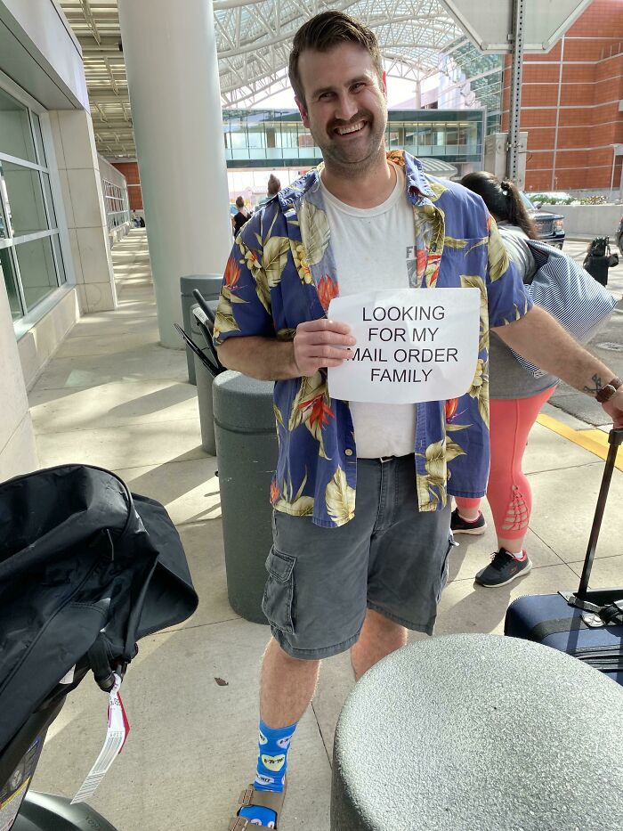 After A Week Off From Being A Dad, I Had To Embarrass My Wife And Daughters At The Airport