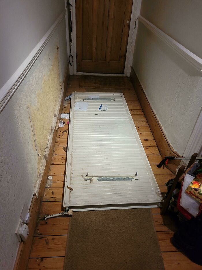 I Was Upstairs. Heard A Bang And It Appears My Radiator Had Fallen Asleep. How's Your Evening Going