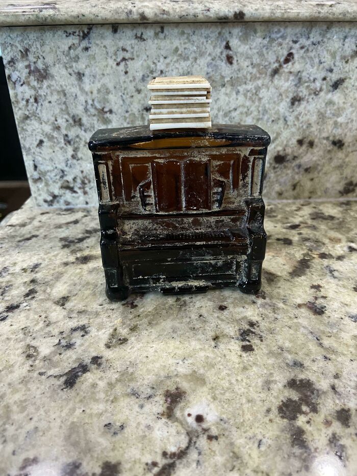 A Bottle Of 1970s Aftershave, Found Buried In My Backyard