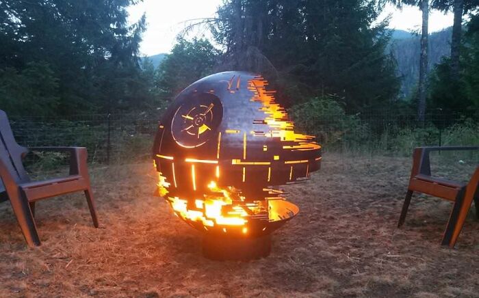 Incredibly Accurate Death Star Firepit