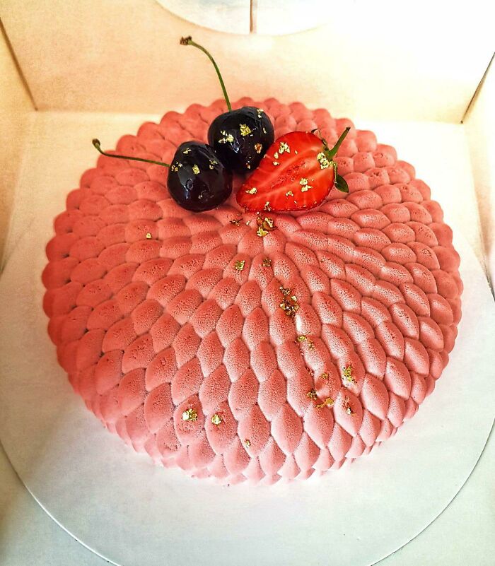 Here’s A Strawberry And Cherry Mixed Cake! What You Think Guys?