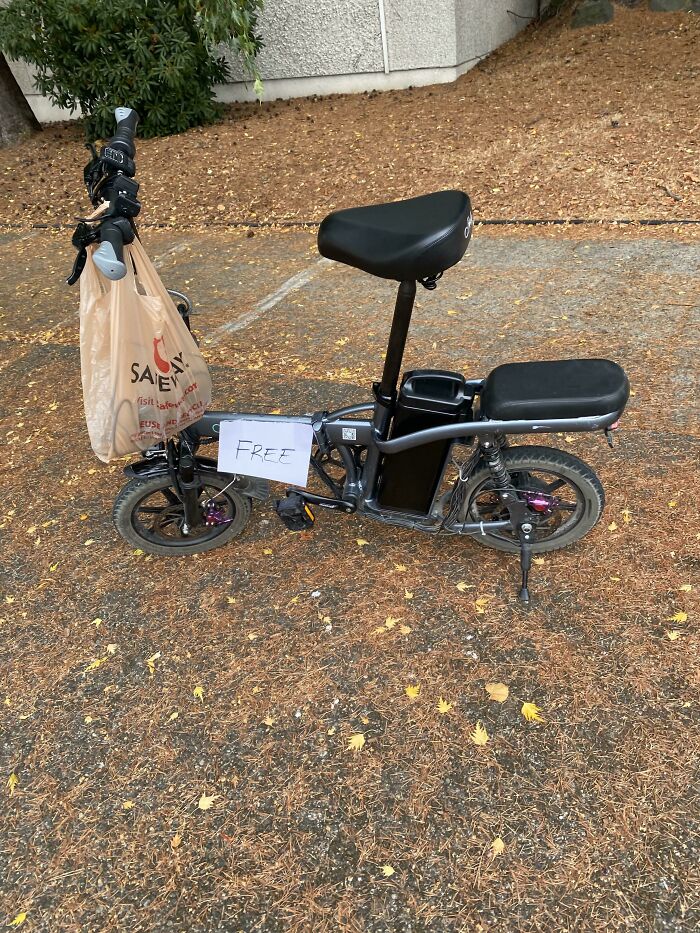 Curb Find!! A Working E-Bike. Unbelievable
