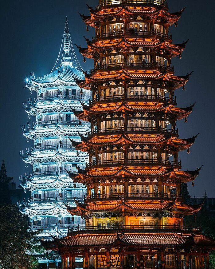 Pagodas del Sol y la Luna en Guilin, China