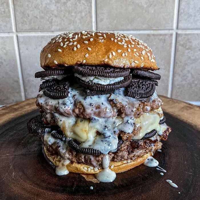 Esta hamburguesa en mi grupo local de comida de Facebook