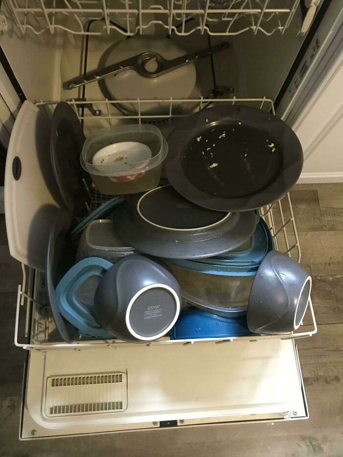 When You Ask Your Husband To Load The Dishwasher