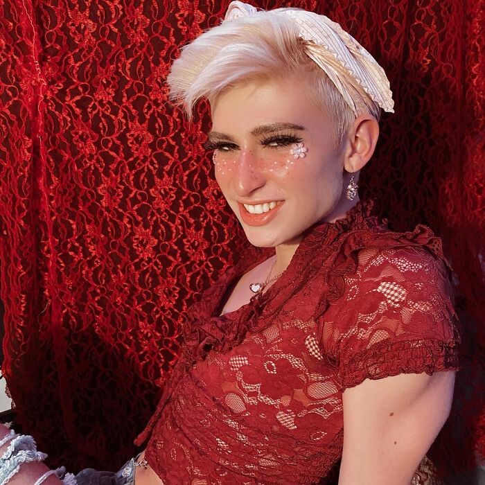 Meet Zachary Willmore, The First-Ever Boy Who Became The Homecoming Queen Meet Zachary Willmore, The First-Ever Boy Who Became The Homecoming Queen