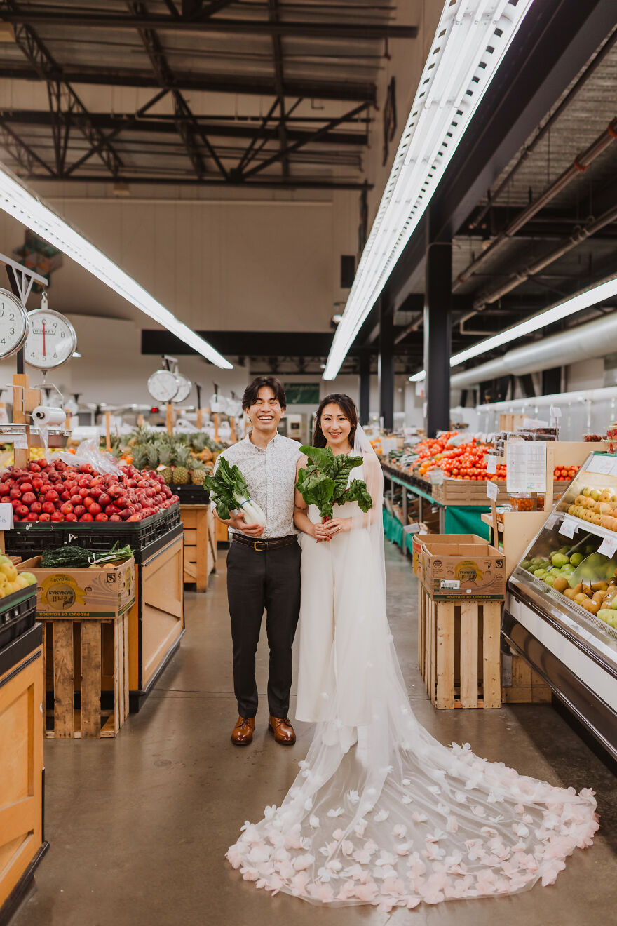 This Couple Decided To Take Their Engagement Photos At The Grocery Store They Shop At, And The End Result Might Make You Smile This Couple Decided To Take Their Engagement Photos At The Grocery Store They Shop At, And The End Result Might Make You Smile