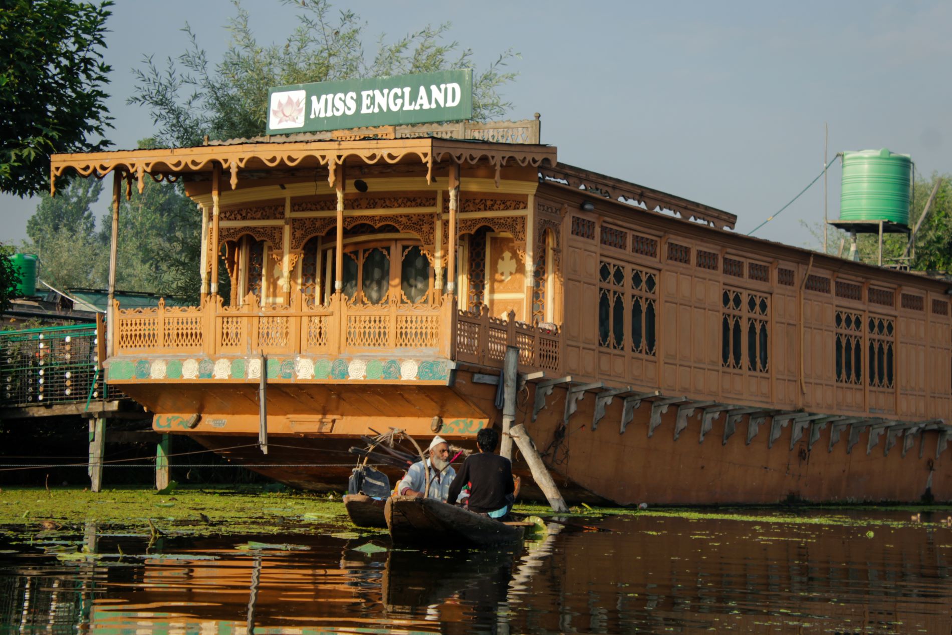 “English Palaces On The Water”